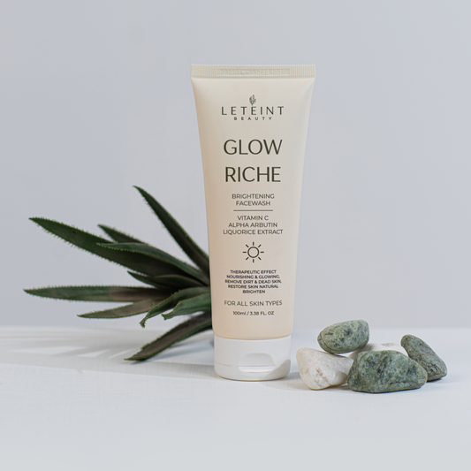 Glow Riche Brightening Facewash