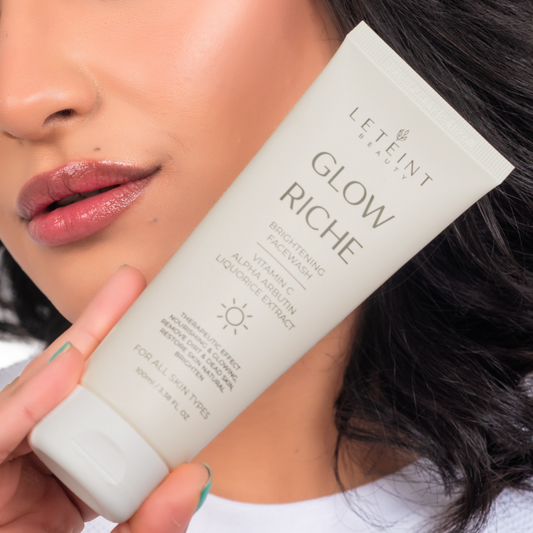Glow Riche Brightening Facewash